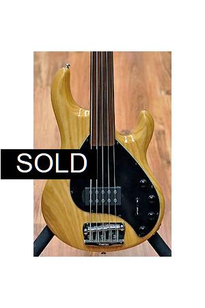 Musicman Stingray 5 Fretless Natural Musicman Stingray 5 Fretless Natural